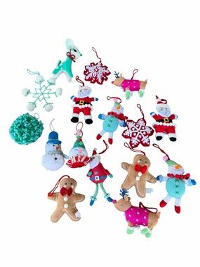 Target Wondershop 16-Piece Knit Ornament Set 2018 Santa Snowflake Reindeer